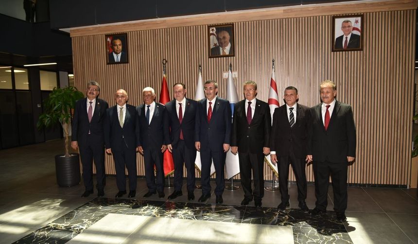 Yılmaz, Güzelyurt Belediyesi yeni merkez binasını ziyaret etti