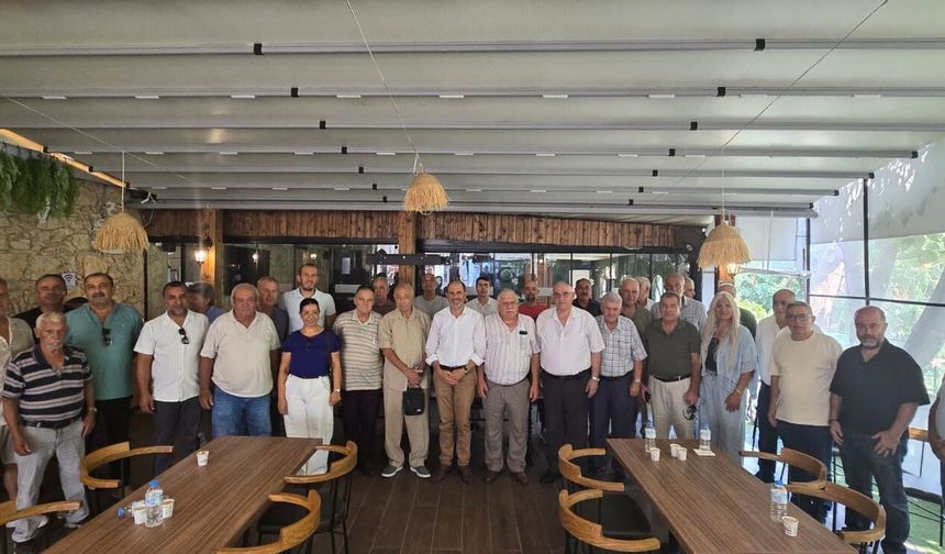 Halkın Partisi, Emekli Polisler Derneği Girne Şubesi'ni ziyaret etti