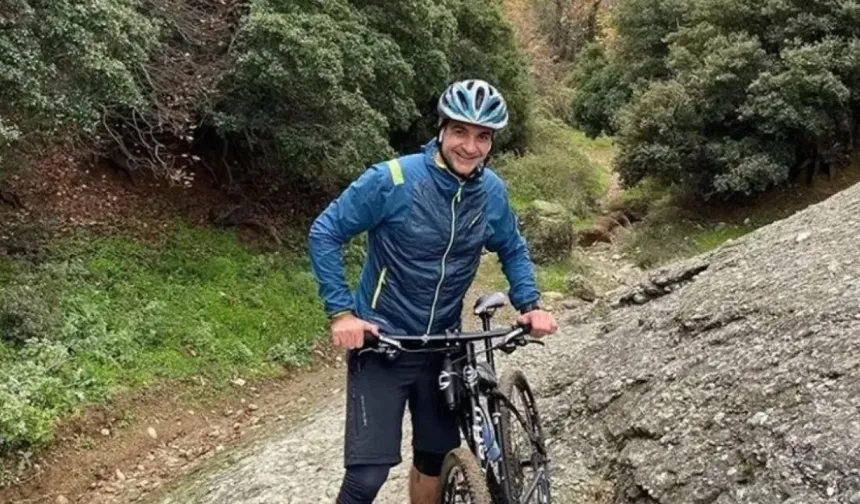 Miçotakis bisikletten düştü: Hastaneye kaldırıldı