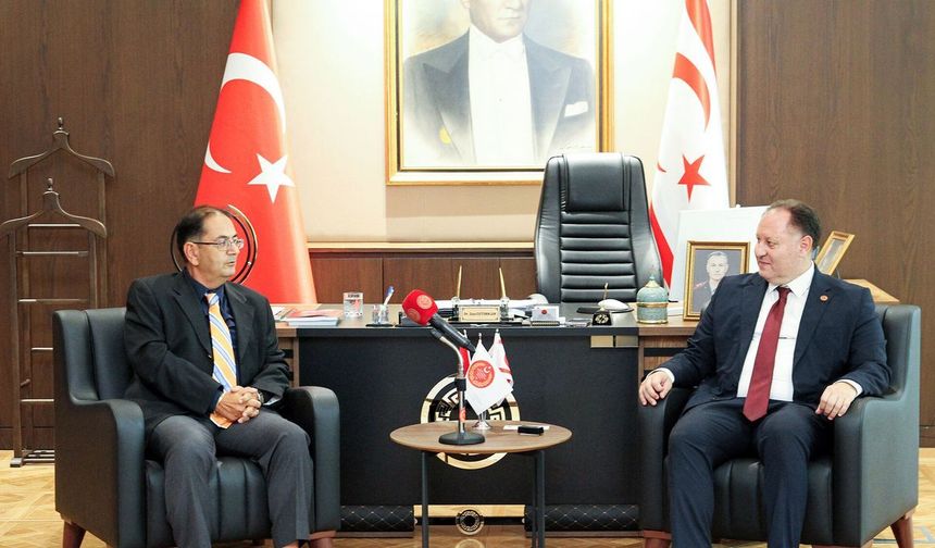 Öztürkler, Bisiklet Federasyonu Başkanı Berova ve beraberindeki heyeti kabul etti