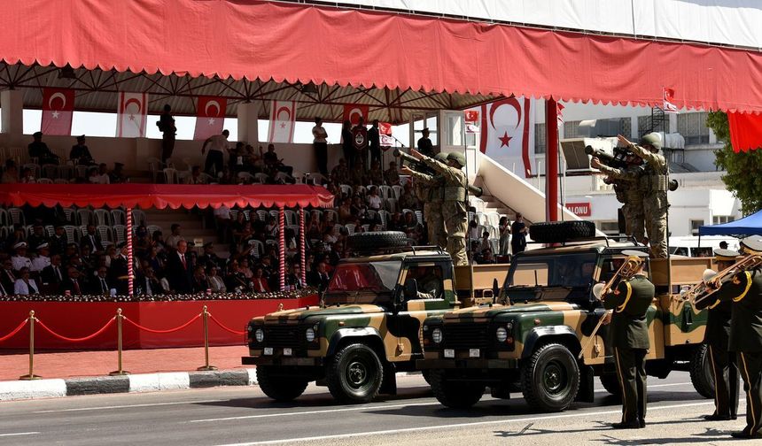 Zafer Bayramı tören provası nedeniyle Dr. Fazıl Küçük Bulvarı'nın bir bölümü pazar günü trafiğe kapatılacak