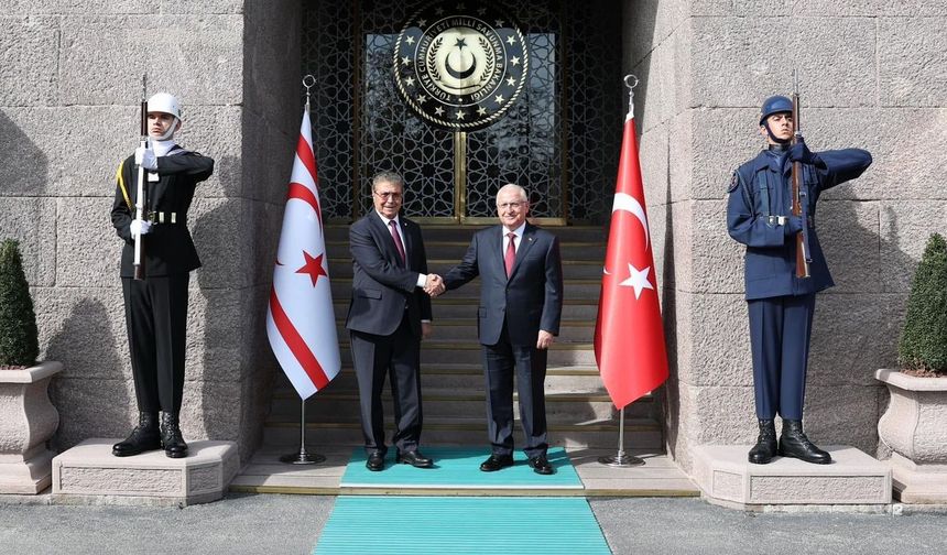 Başbakan Üstel, Türkiye Milli Savunma Bakanı Güler ile Ankara'da görüştü