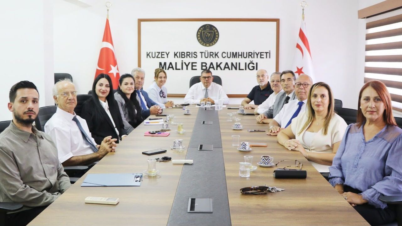 Muhasebe ve Denetim alanında Ankara'da gerçekleştirilen temaslar Maliye Bakanı Berova'ya sunuldu